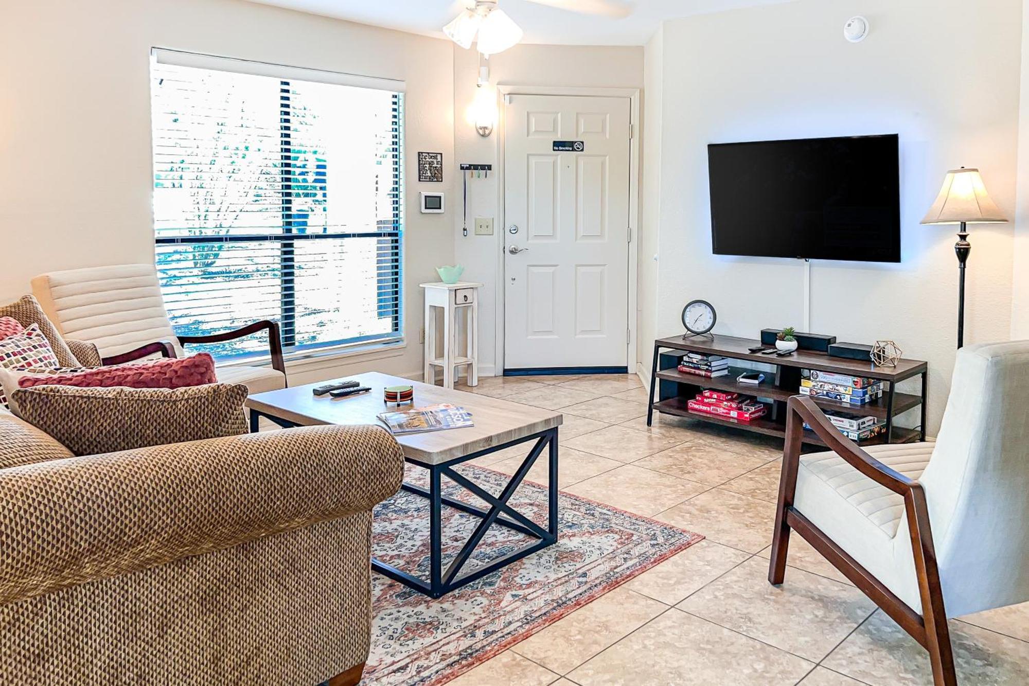 Canyon View Tucson Room photo