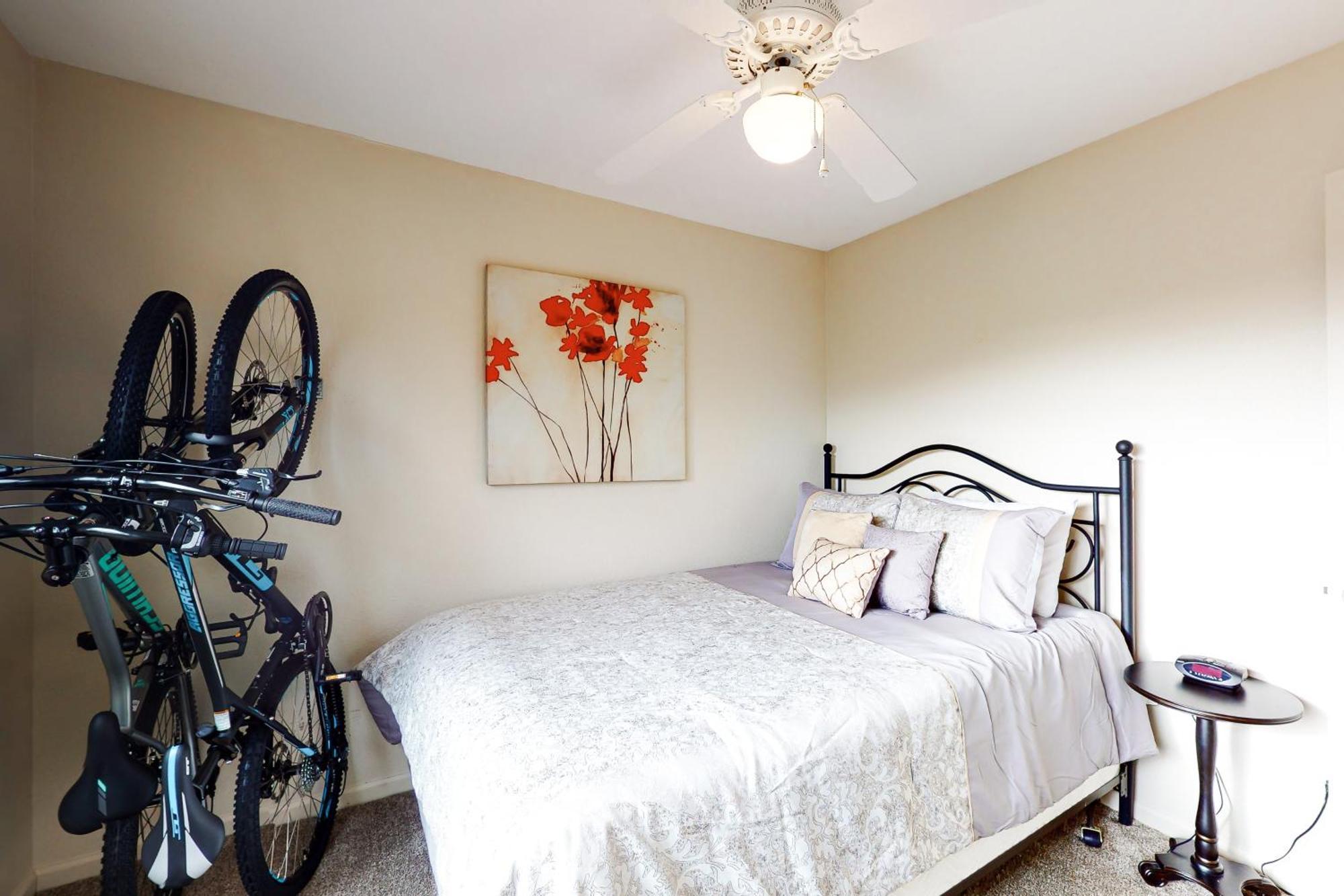 Canyon View Tucson Room photo